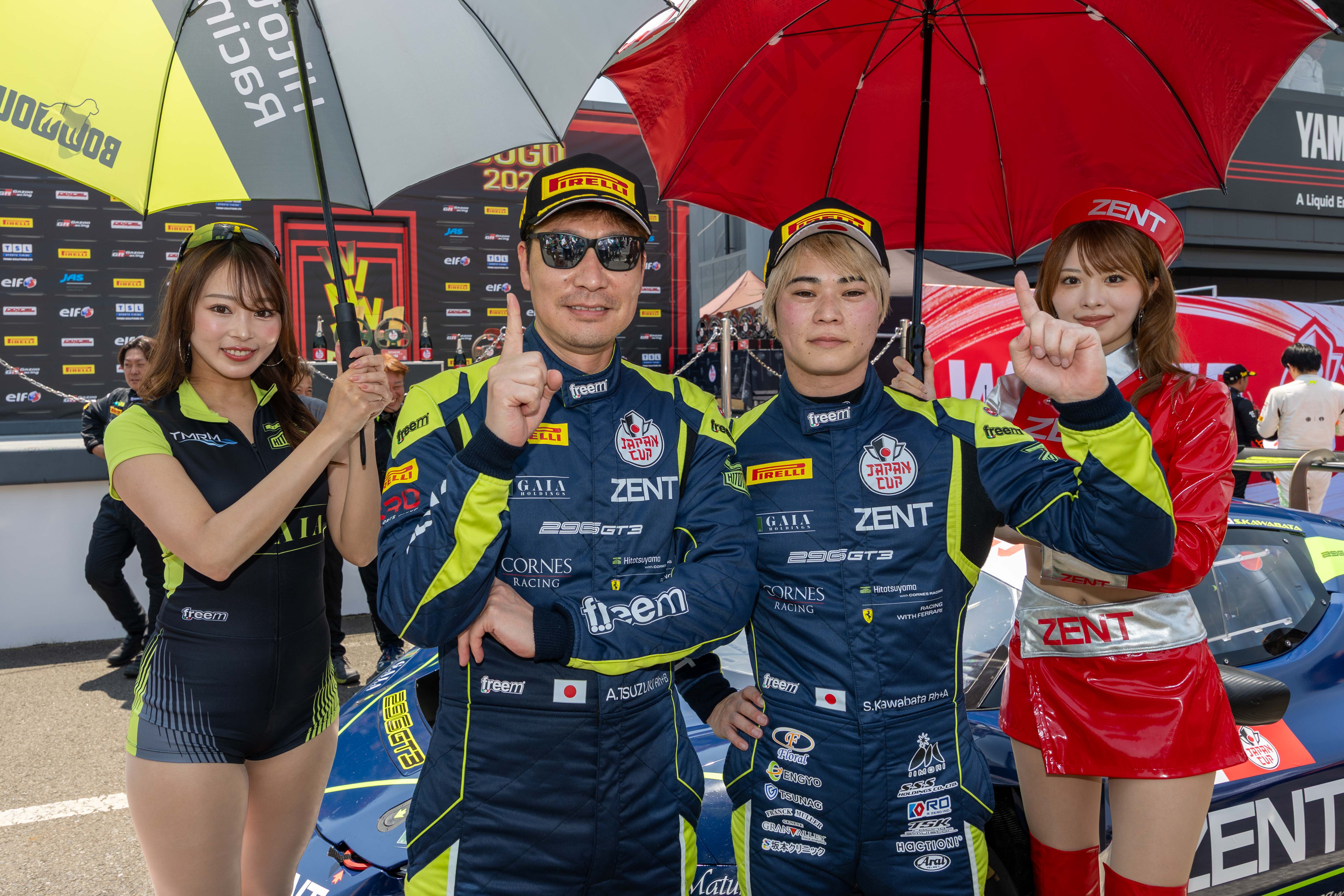  Man  グループ 公式写真 SUGO: 1号車がポールトゥウィン！GT4は82号車が優勝 | Japan Cup